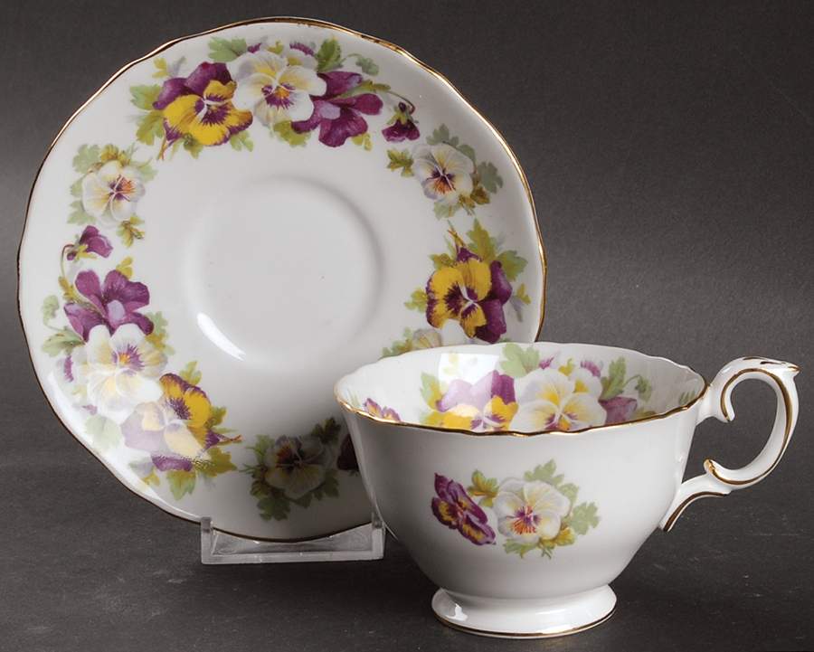 F15069 Footed Cup & Saucer Set by Crown Staffordshire-1