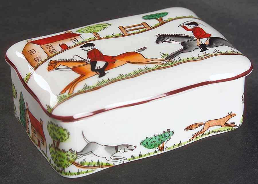 Hunting Scene Cigarette Box & Lid by Crown Staffordshire-1