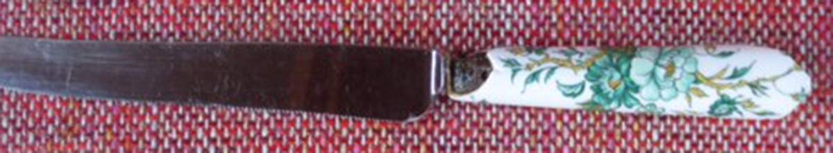 Kowloon Cheese Knife with Stainless Blade by Crown Staffordshire-1