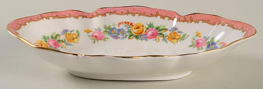 Lyric Tunis (Scalloped) Bon Bon by Crown Staffordshire-1