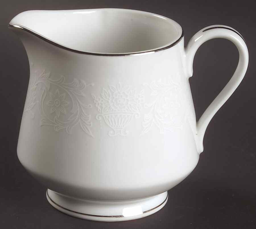 Lovelace Creamer by Crown Victoria-1