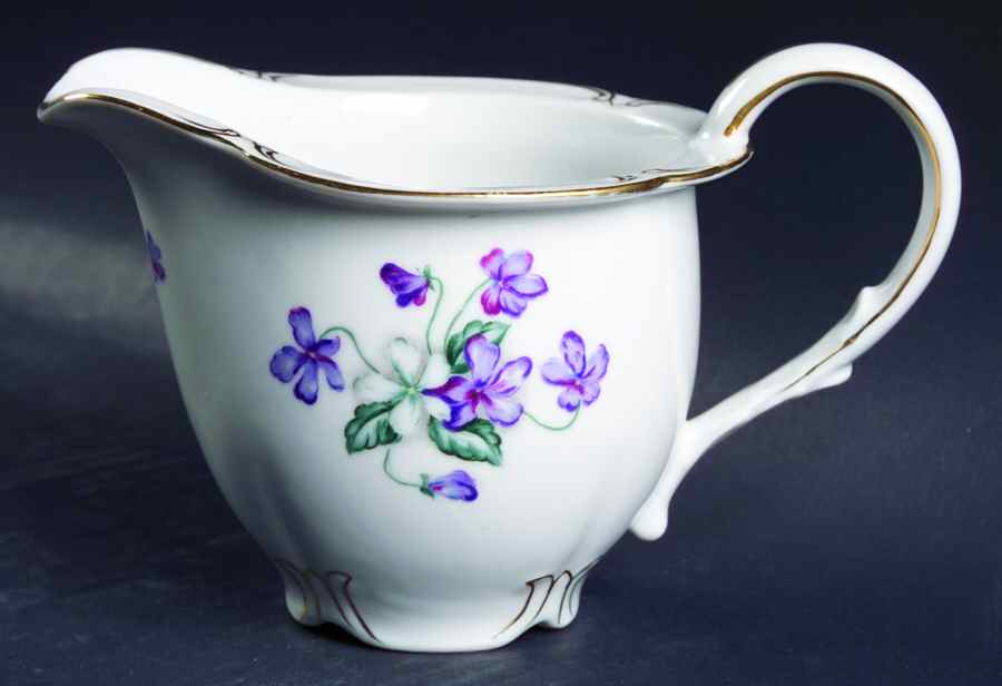 Viola Creamer by Crescent (Japan)-1