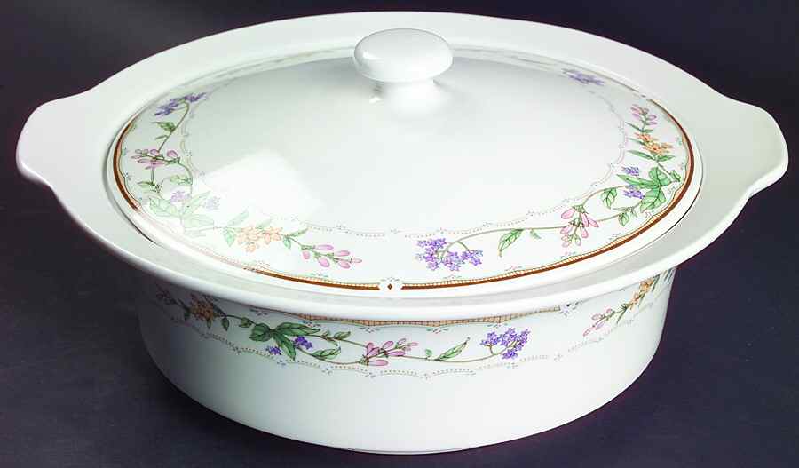 Bellegarden 1.75 Qt Round Covered Casserole by Citation-1