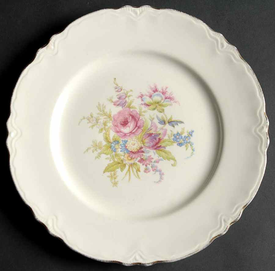 Avon (Scalloped) Luncheon Plate by Cunningham & Pickett-1