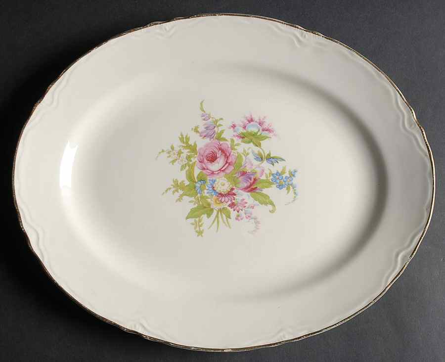 Avon (Scalloped) 11" Oval Serving Platter by Cunningham & Pickett-1
