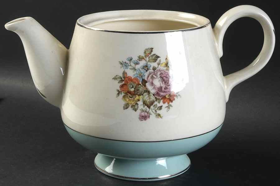 Danube Teapot No Lid by Cunningham & Pickett-1