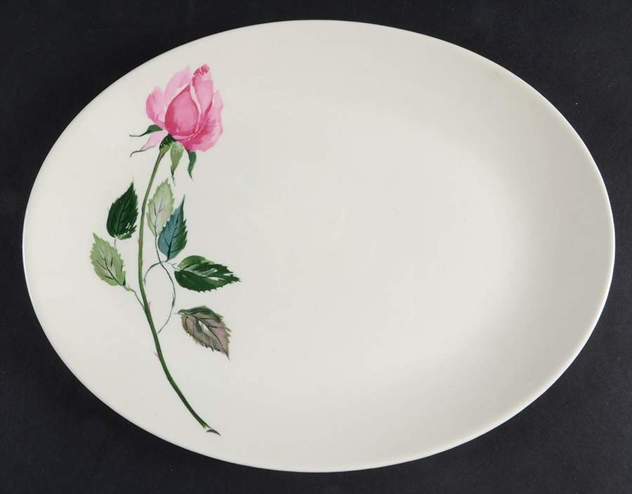 Dubarry (Rhythm) 11" Oval Serving Platter by Cunningham & Pickett-1