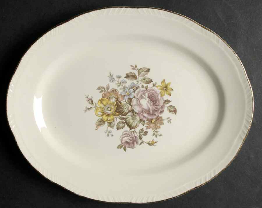 Stratford (Liberty Shape) 11" Oval Serving Platter by Cunningham & Pickett-1