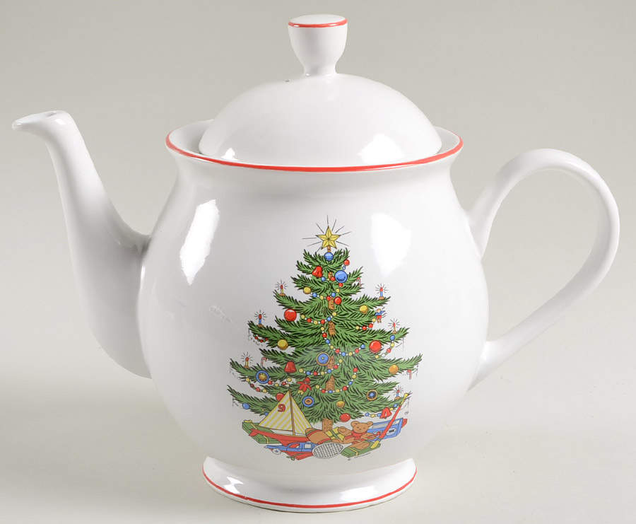 American Christmas Tree (White) Teapot & Lid by Cuthbertson-1