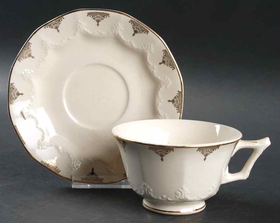 CQU1 Footed Cup & Saucer Set by Crown (USA)-1