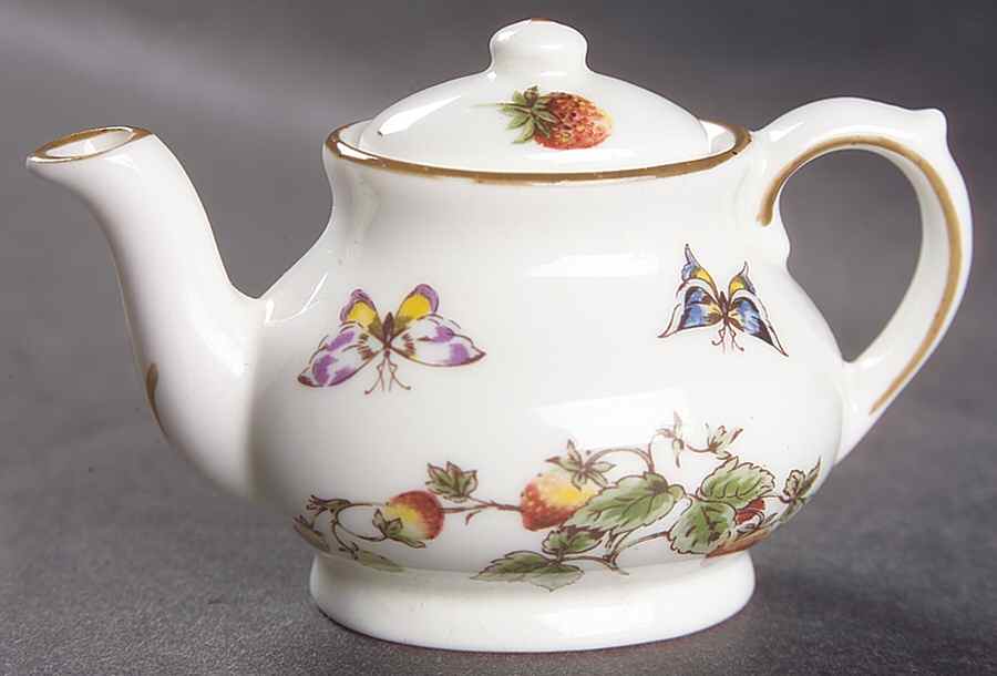 Strawberry (Smooth) Toy Teapot & Lid by Coalport-1
