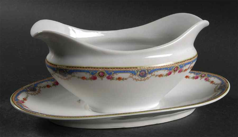 7143 Gravy Boat with Attached Underplate by Crown China (Czech)-1