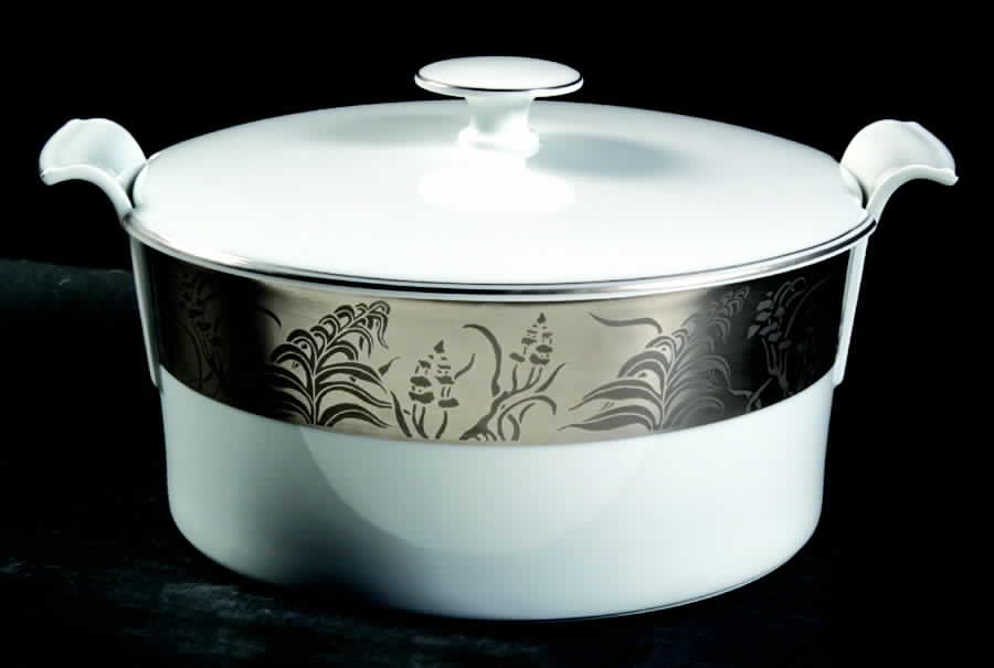 Khazard Platine Round Covered Vegetable by Jean Louis Coquet-1