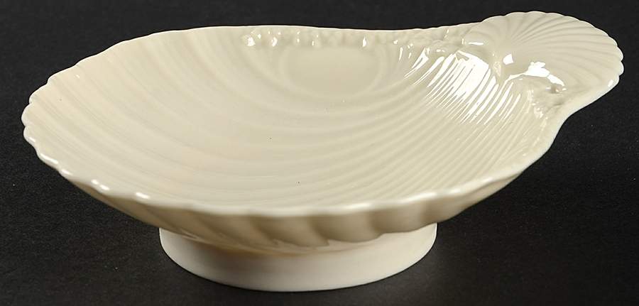 Leaf, Shell & Heart Shaped Plates Shell Shaped Butter Plate by Belleek Pottery (Ireland)-1