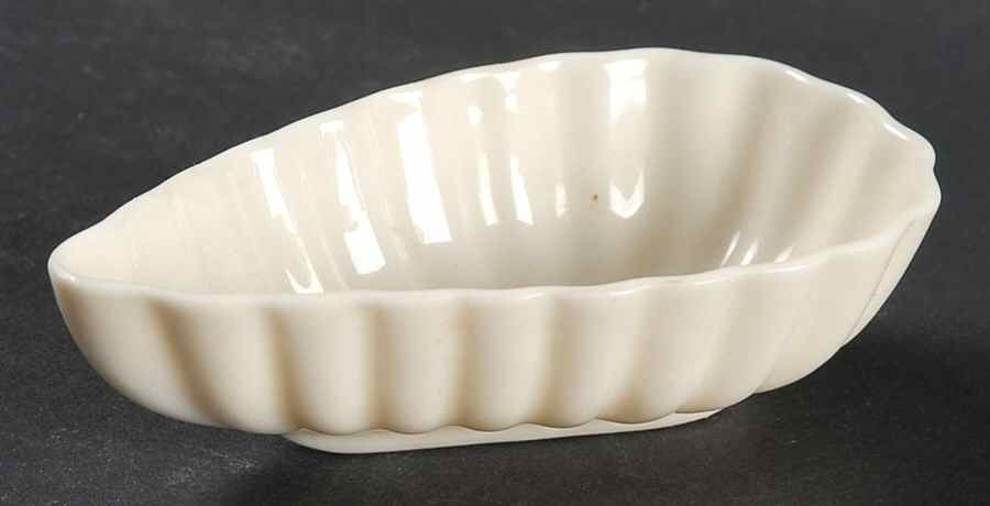 Open Salts Boat Shape Open Salt by Belleek Pottery (Ireland)-1