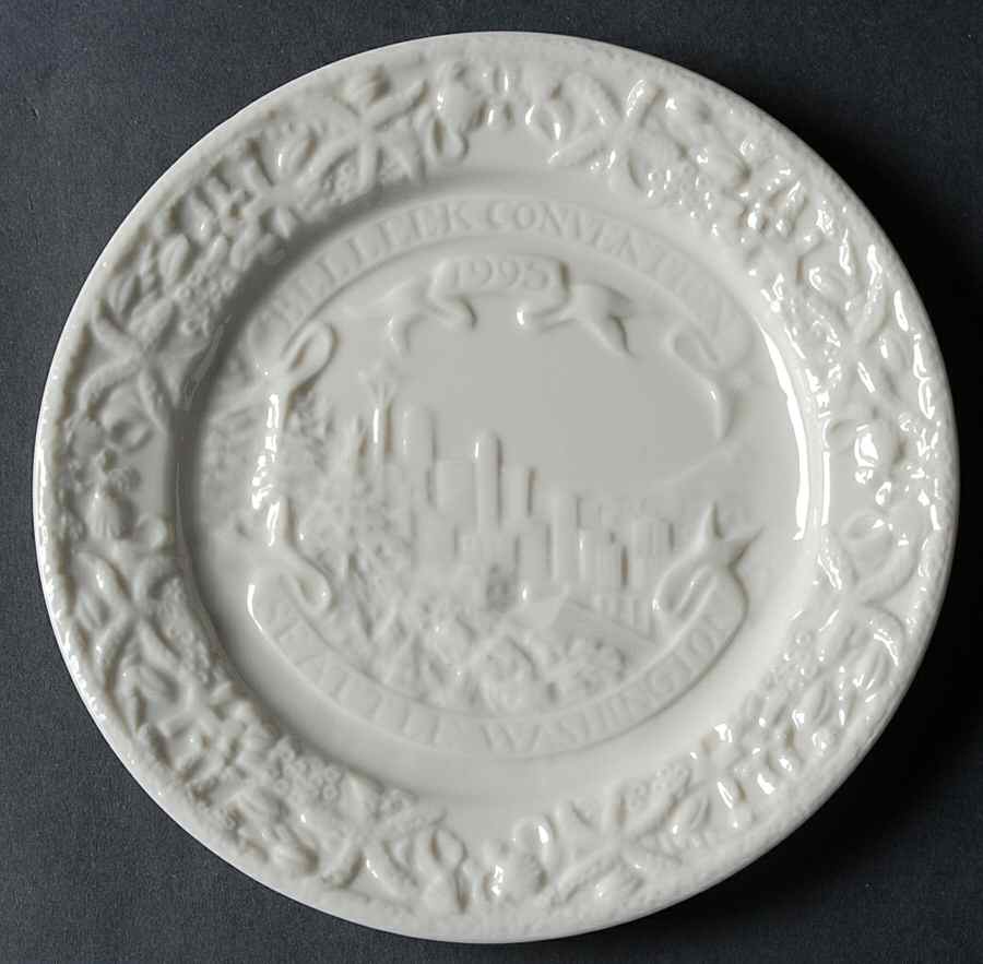 Collectors Society 1995 Collector Plate by Belleek Pottery (Ireland)-1