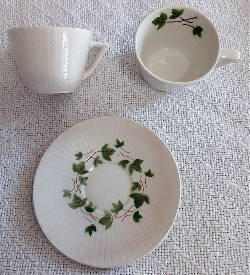 Feuilles D'Automne Flat Cup & Saucer Set by Ceranord-1