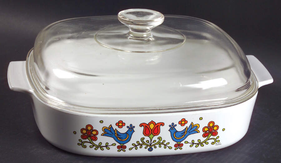 Country Festival 2.5 Quart Square Casserole with Lid by Corning Corelle-1