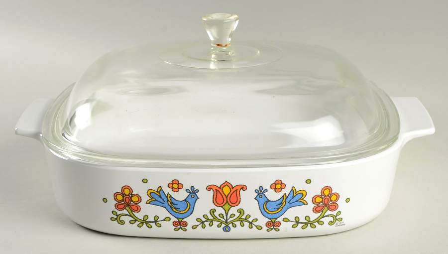 Country Festival 2.5 Quart Square Casserole with Lid by Corning Corelle-1