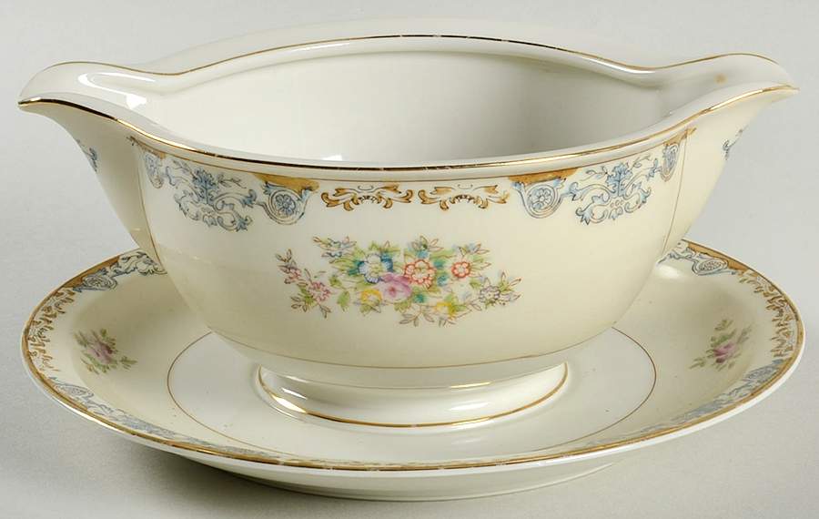 CIJ1 Gravy Boat with Attached Underplate by Crown Ivory (Japan)-1