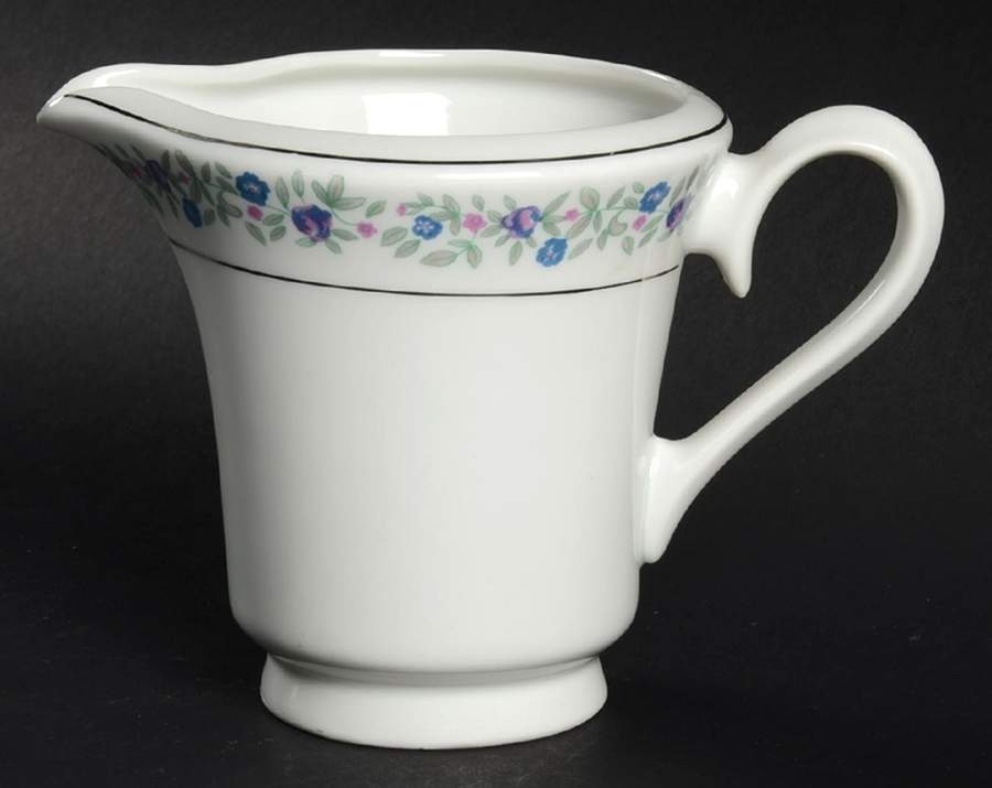 Manigue Creamer by Cmielow (Poland)-1