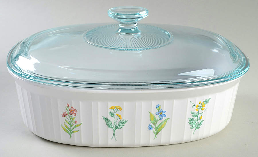 My Garden (Corelle) 2.5 Quart Oval Covered Casserole by Corning Corelle-1