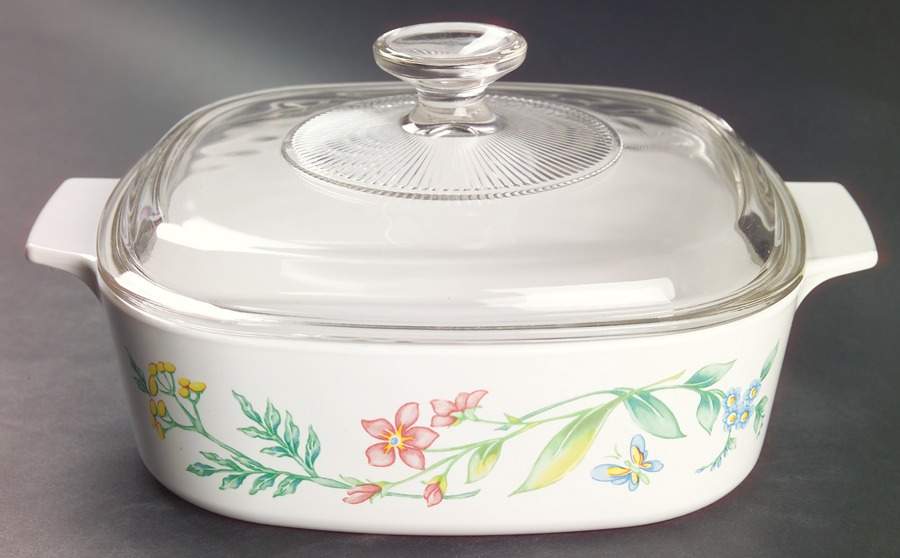 My Garden (Corelle) 2 Quart Square Casserole with Lid by Corning Corelle-1