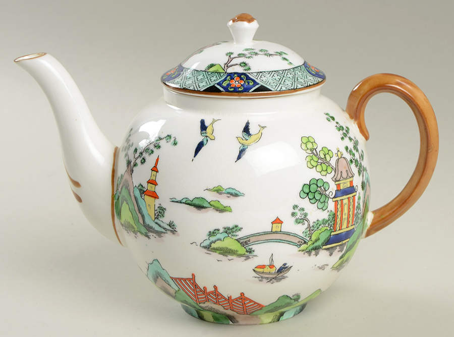 Ye Olde Willow Teapot & Lid by Crown Staffordshire-1