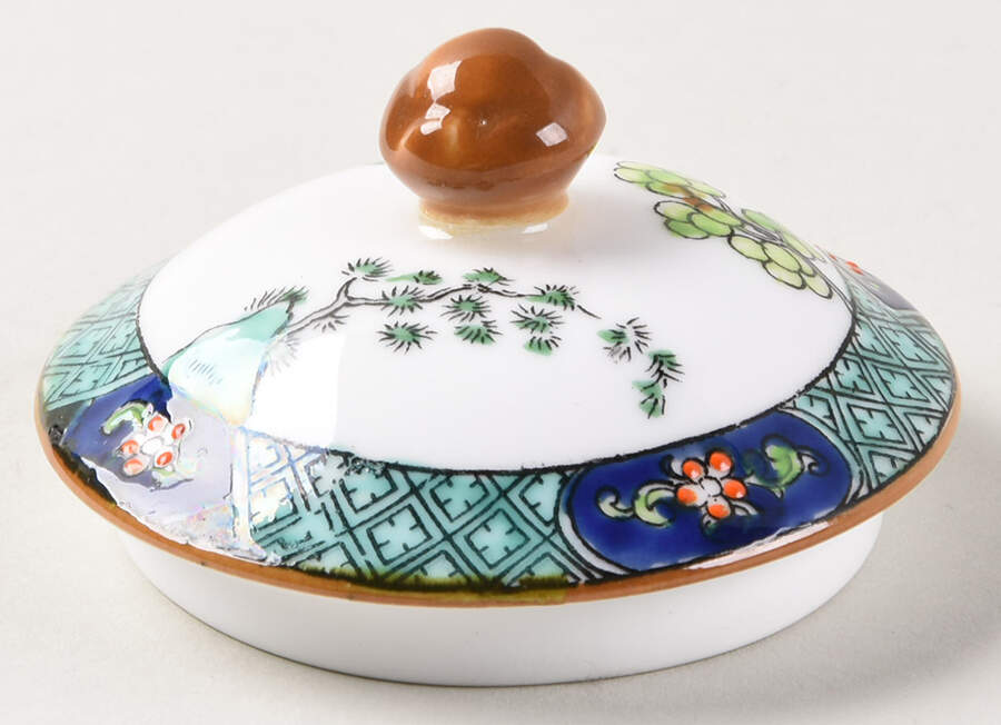 Ye Olde Willow Lid for Sugar Bowl by Crown Staffordshire-1
