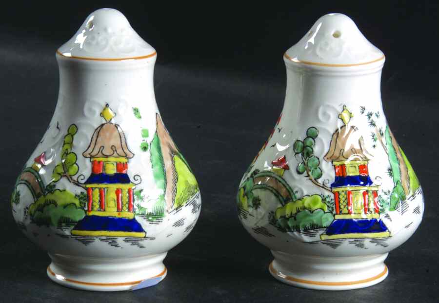 Ye Olde Willow Salt & Pepper Set by Crown Staffordshire-1