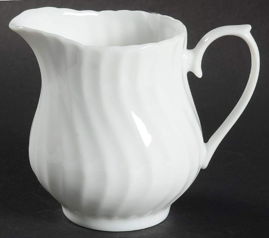 UP133 Creamer by Universal Porcelain Company-1