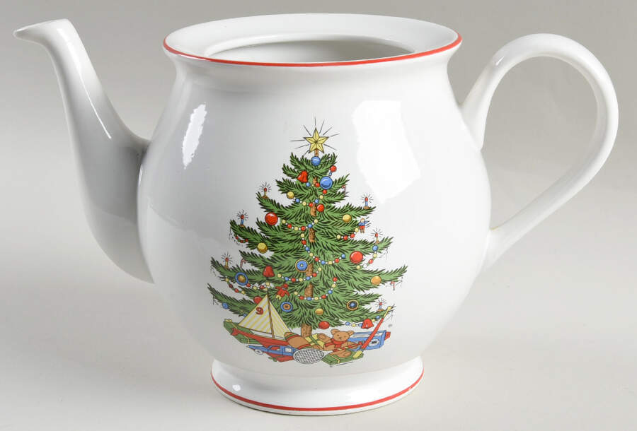 American Christmas Tree Teapot No Lid by Cuthbertson-1