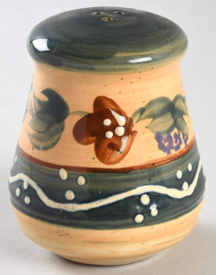 Avignon Pepper Shaker by Cardinal Inc-1