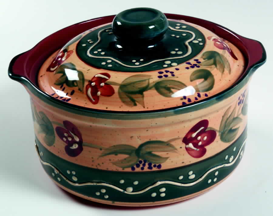 Avignon 1.5 Qt Round Covered Casserole by Cardinal Inc-1