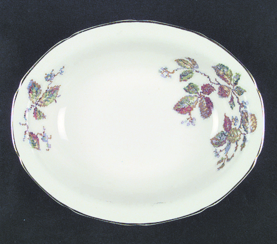 C135 9" Oval Vegetable Bowl by Crooksville-1