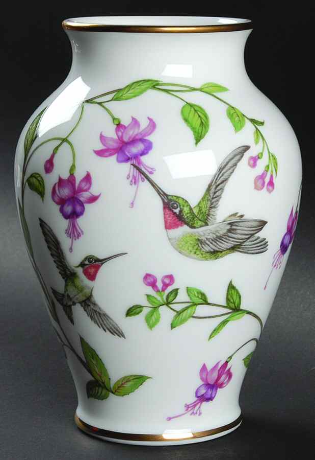 Ruby Throated Hummingbird Vase 7" Vase by Lenox-1