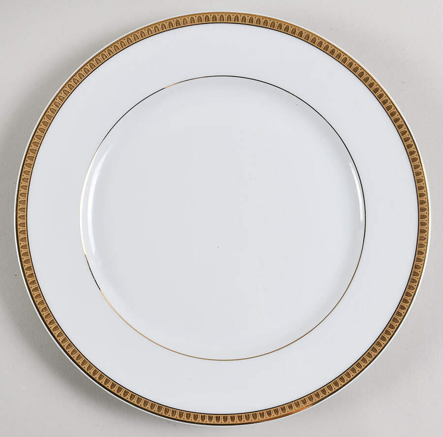 Malmaison (Gold) Dinner Plate by Christofle-1