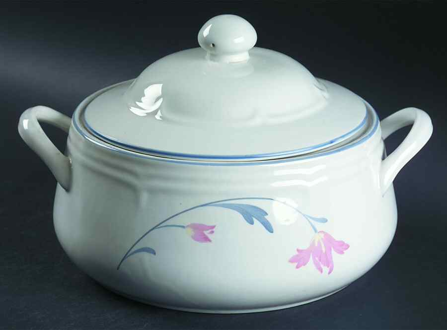 Avonlea Round Covered Vegetable by Citation-1