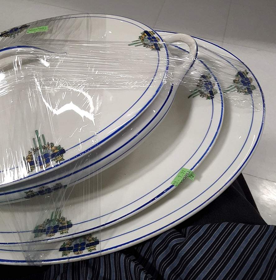 CLE21 Oval Covered Vegetable by Cleveland (USA)-1