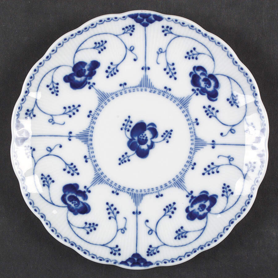 CPR4 Bread & Butter Plate by Christineholm-1