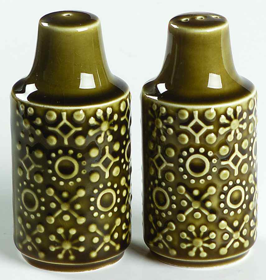 Connemara Erin Green Salt & Pepper Set by Celtic (Ireland)-1