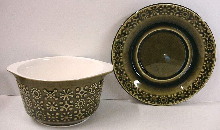 Connemara Erin Green Gravy Boat & Underplate by Celtic (Ireland)-1