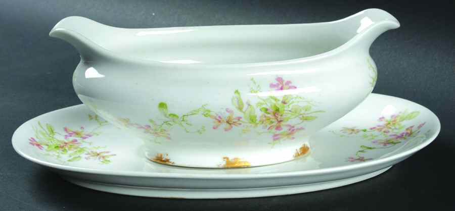 CHF675 Gravy Boat & Underplate by Charles Field Haviland-1