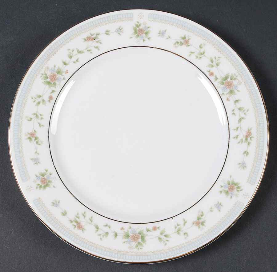 CXE3 Salad Plate by Cerambeau-1