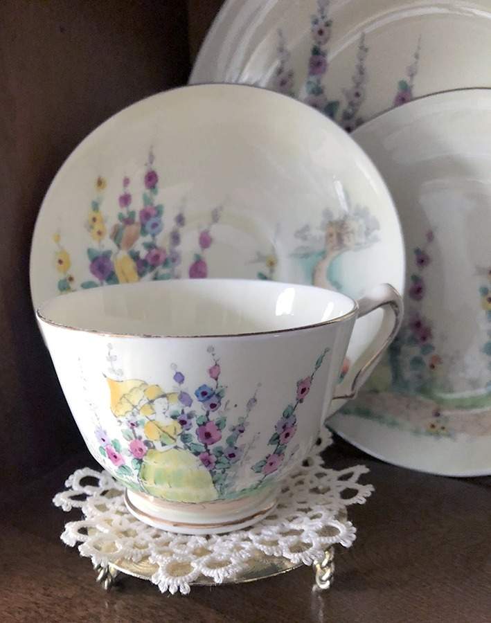 F13399 Footed Cup & Saucer Set by Crown Staffordshire-1