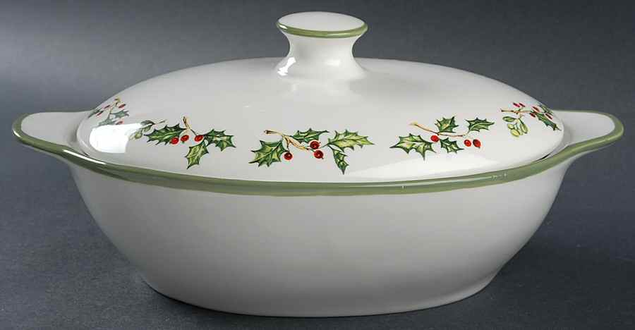 Holiday Celebrations (Green Trim) 1.5 Quart Oval Covered Casserole by Christopher Radko-1