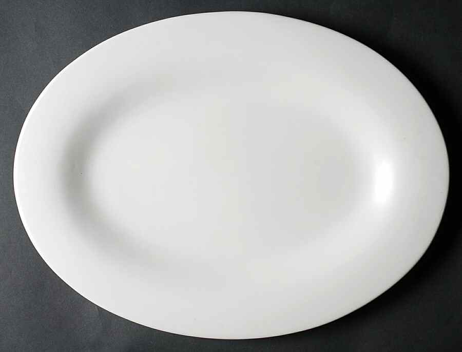 Buffetware 16" Oval Serving Platter by Calvin Klein-1