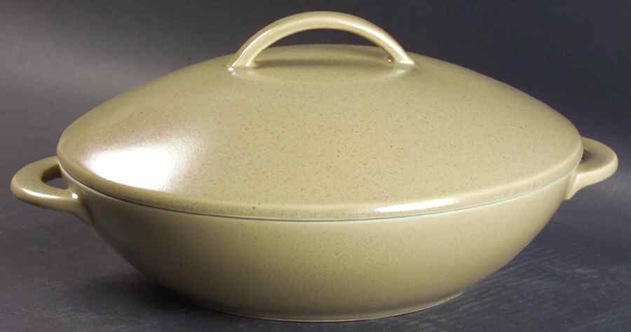 Cargo Sand 1 Qt Round Covered Casserole by Calvin Klein-1