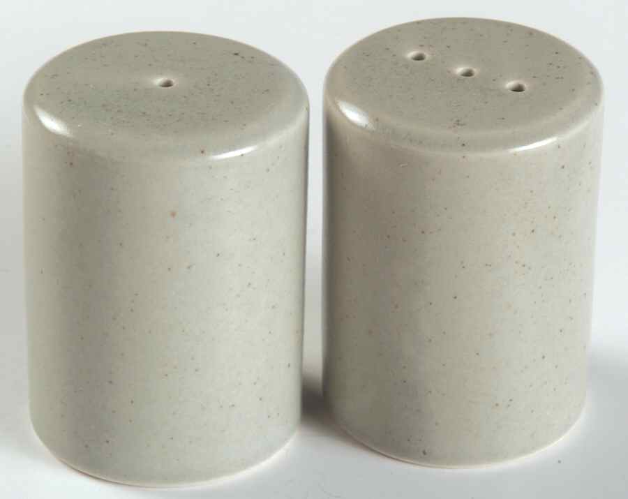 Cargo Sage Salt & Pepper Set by Calvin Klein-1