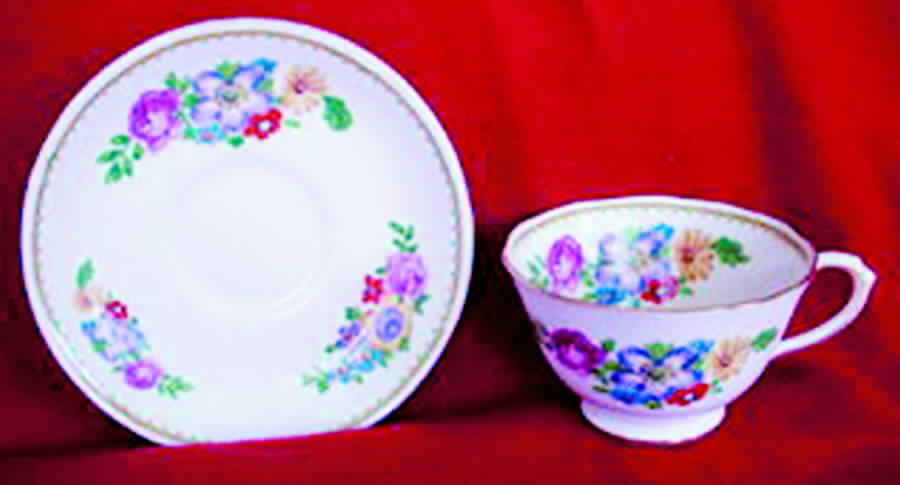 4244 Footed Cup & Saucer Set by Chelson-1
